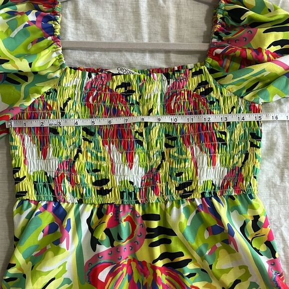 Crosby by Mollie Burch Flamingo Tropical Print Top Smocking Puff Sleeve Sz Med - Picture 6 of 9